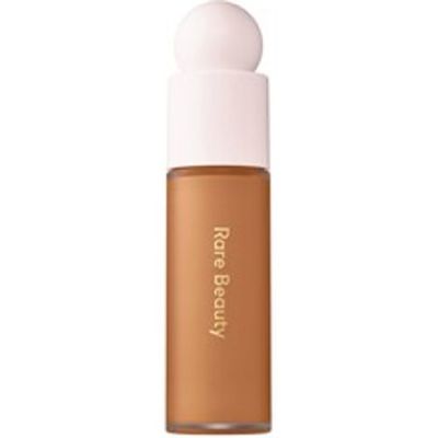RARE BEAUTY Liquid Touch - Weightless Foundation | Pris från 519,00 KR